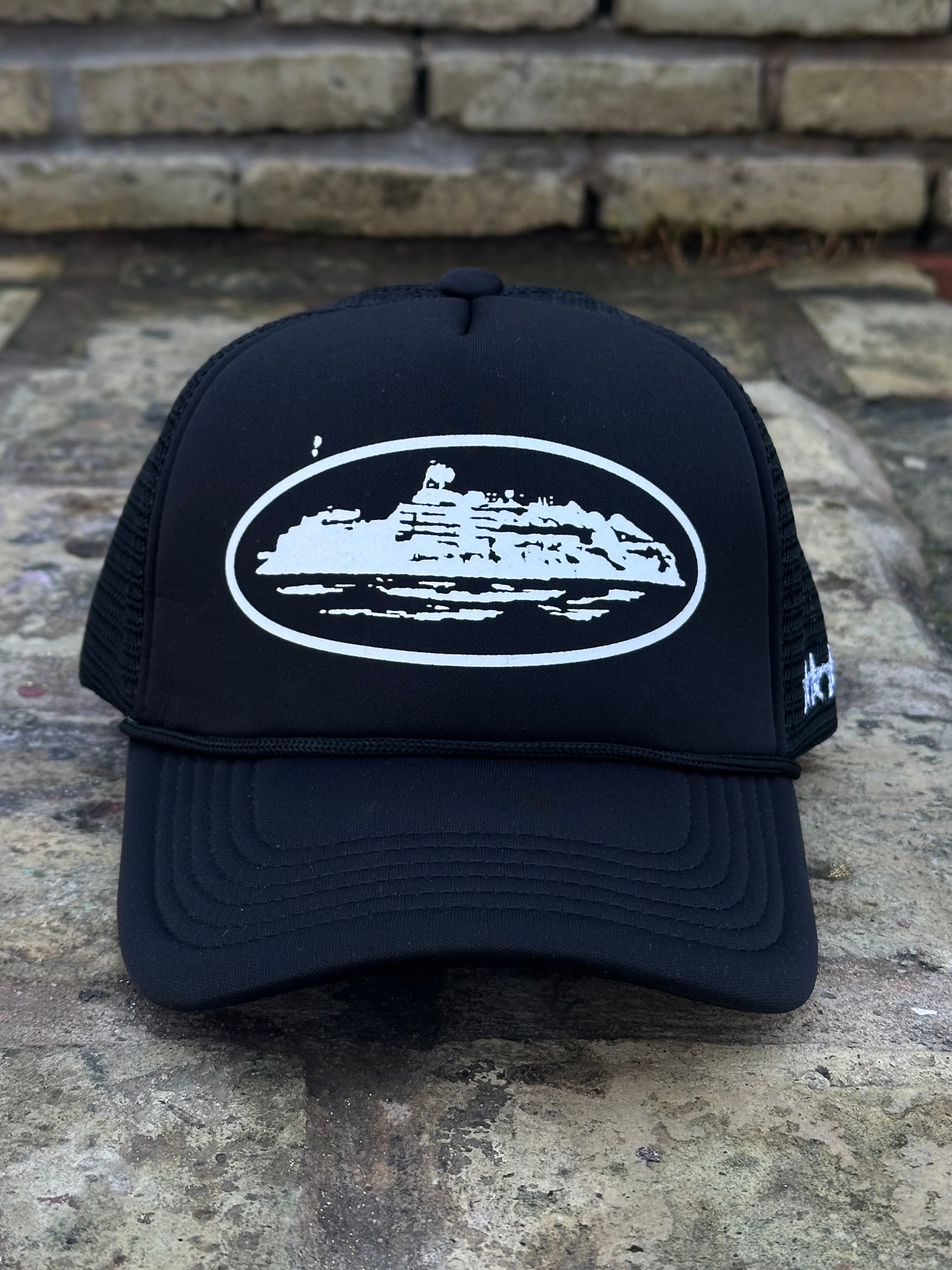 Corteiz Alcatraz Trucker Hat