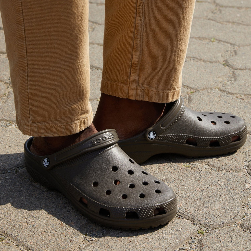 Crocs Classic Clog Chocolate (Men's)