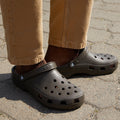 Crocs Classic Clog Chocolate (Men's)