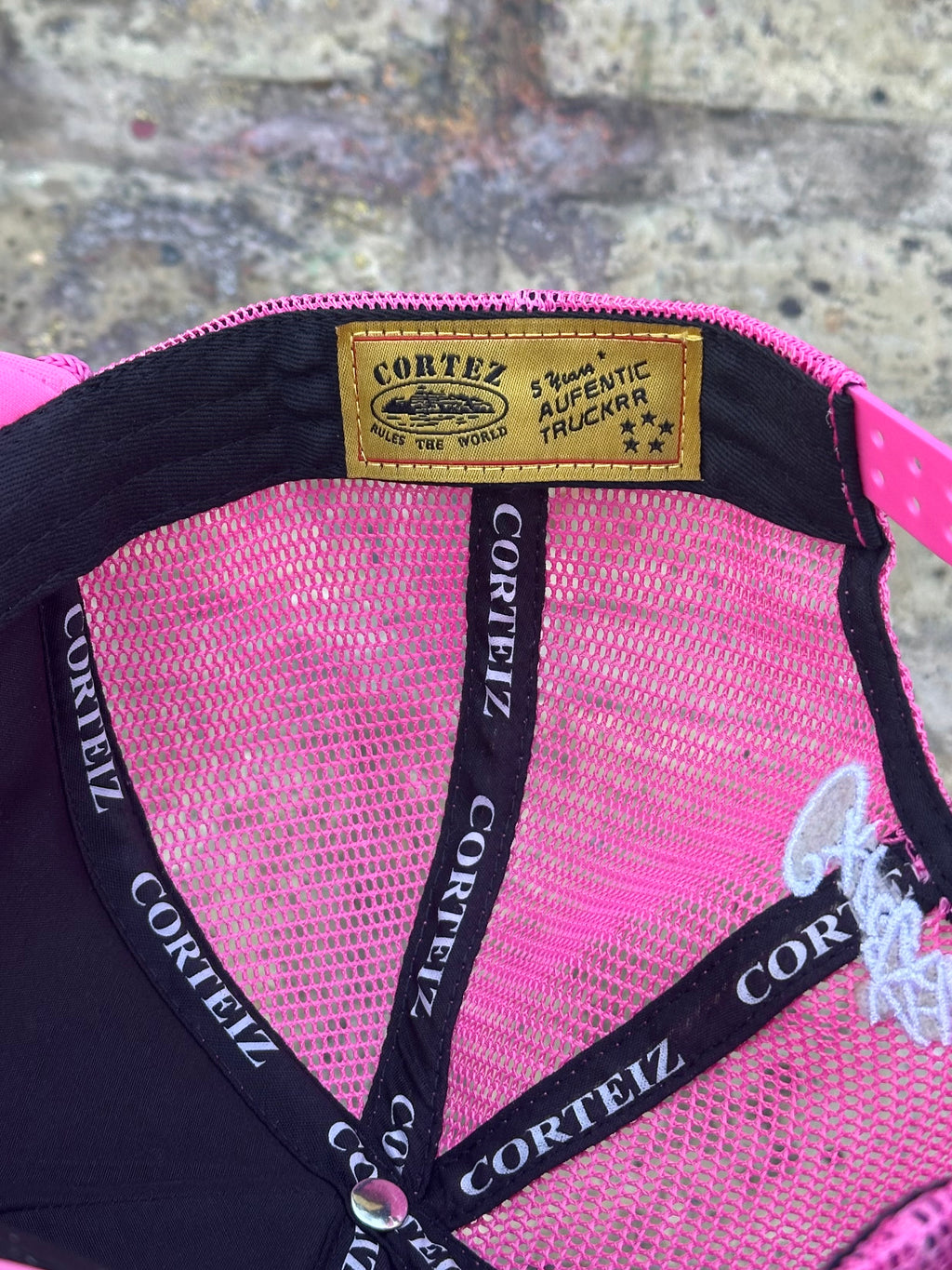 Corteiz Alcatraz Trucker Hat